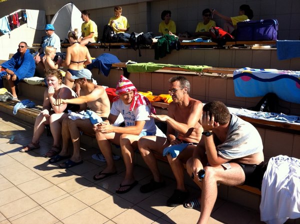 grup in tribuna,campionatele nationale de inot masters ale ungariei. Gyula 2011