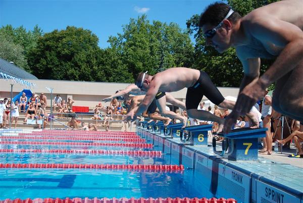 Start in proba de inot masters. Gyula 2011
